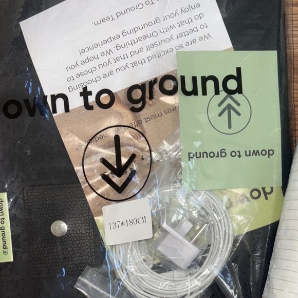 Down to Ground mattress pad cover and fitted grounding sheet. King - Picture 3 of 5